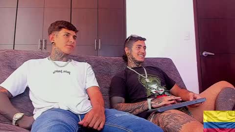 TRAV - INDEPENDENT MODEL online show from January 18, 2025, 5:48 pm