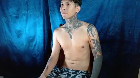 TRAV - INDEPENDENT MODEL online show from January 31, 2025, 8:22 pm