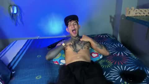 TRAV - INDEPENDENT MODEL online show from September 13, 2025, 8:03 am