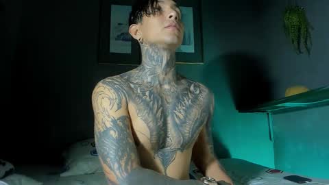 TRAV - INDEPENDENT MODEL online show from October 13, 2025, 3:28 am