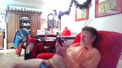 Snapshot of trebgeis1 chatting on January 16, 2026, 5:28 pm trebgeis1 online show from January 16, 2026, 5:28 pm