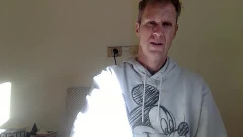 Snapshot of trebo00788 chatting on December 21, 2025, 8:43 am trebo00788 online show from December 21, 2025, 8:43 am