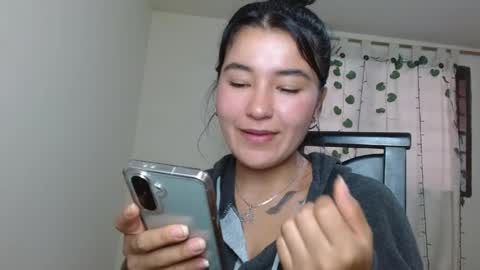 trebol_4 online show from April 17, 2026, 8:01 pm