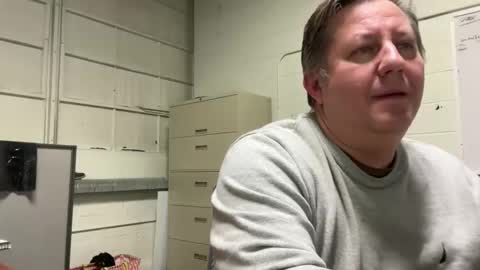 Snapshot of treborinthesky chatting on November 26, 2025, 12:33 am treborinthesky online show from November 26, 2025, 12:33 am