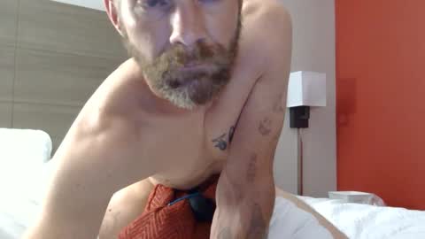 Snapshot of treeburner1 chatting on May 7, 2026, 6:19 am TreeBurner1 online show from May 7, 2026, 6:19 am