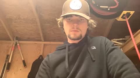 treeman817 online show from April 27, 2026, 11:47 pm