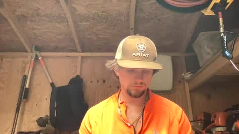 treeman817 online show from June 19, 2026, 12:26 am