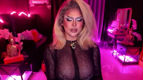 Jade online show from September 25, 2025, 2:26 am