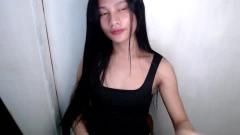 STEPHANiE online show from December 5, 2025, 12:47 pm