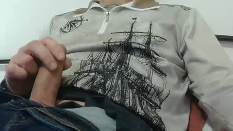 trevido4u online show from February 15, 2025, 6:55 pm