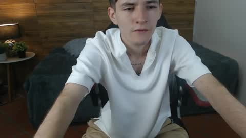 trevor_mob online show from April 14, 2026, 7:42 pm