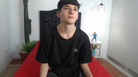 trevor_mob online show from May 6, 2026, 3:24 am