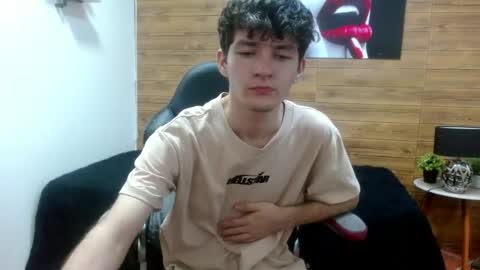 trevor_mob online show from May 28, 2026, 6:05 pm
