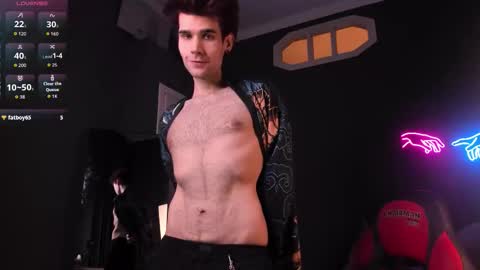 Snapshot of trevor_thomson chatting on February 23, 2026, 4:37 pm Trevor online show from February 23, 2026, 4:37 pm