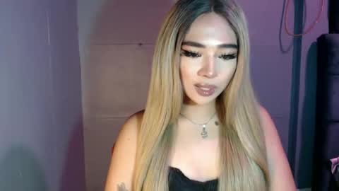 trexie_fucks15 online show from September 28, 2025, 10:48 pm