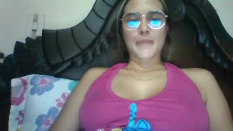 Snapshot of triana_bell chatting on December 18, 2024, 1:26 am triana_bell online show from December 18, 2024, 1:26 am