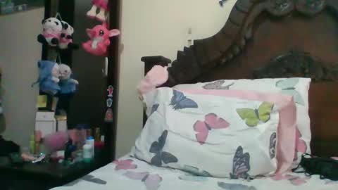 Snapshot of triana_bell chatting on January 7, 2025, 8:42 pm triana_bell online show from January 7, 2025, 8:42 pm