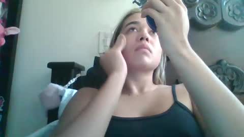 Snapshot of triana_bell chatting on January 10, 2025, 5:02 pm triana_bell online show from January 10, 2025, 5:02 pm
