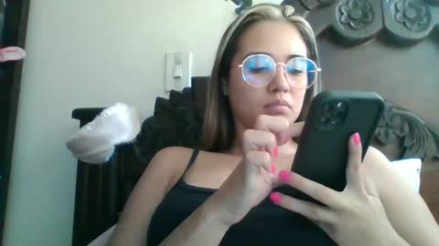 Snapshot of triana_bell chatting on January 13, 2025, 7:31 pm triana_bell online show from January 13, 2025, 7:31 pm