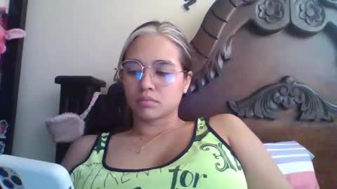 Snapshot of triana_bell chatting on February 1, 2025, 6:51 pm triana_bell online show from February 1, 2025, 6:51 pm
