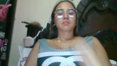 Snapshot of triana_bell chatting on February 24, 2025, 12:52 am triana_bell online show from February 24, 2025, 12:52 am