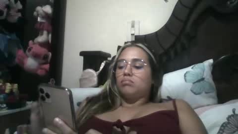 Snapshot of triana_bell chatting on March 8, 2025, 10:56 pm triana_bell online show from March 8, 2025, 10:56 pm