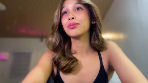 Triana online show from December 4, 2025, 1:53 pm