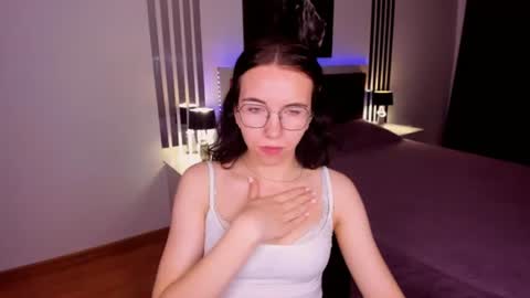 Snapshot of triciadaisy chatting on July 9, 2026, 9:57 am TriciaDaisy online show from July 9, 2026, 9:57 am