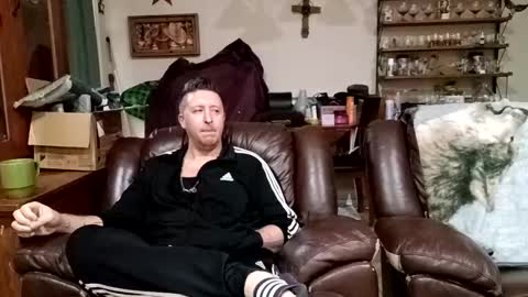 Snapshot of trillnonymau5 chatting on December 27, 2024, 3:59 pm trillnonymau5 online show from December 27, 2024, 3:59 pm