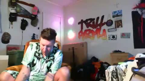 Snapshot of trillnonymau5 chatting on January 10, 2025, 9:42 pm trillnonymau5 online show from January 10, 2025, 9:42 pm