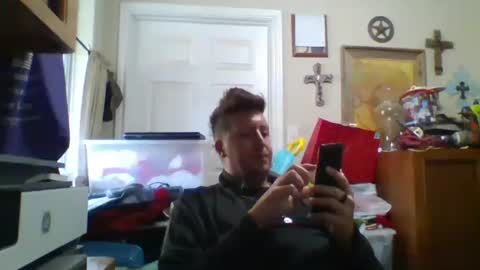 Snapshot of trillnonymau5 chatting on January 19, 2025, 10:28 pm trillnonymau5 online show from January 19, 2025, 10:28 pm