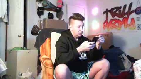 Snapshot of trillnonymau5 chatting on January 30, 2025, 9:04 pm trillnonymau5 online show from January 30, 2025, 9:04 pm