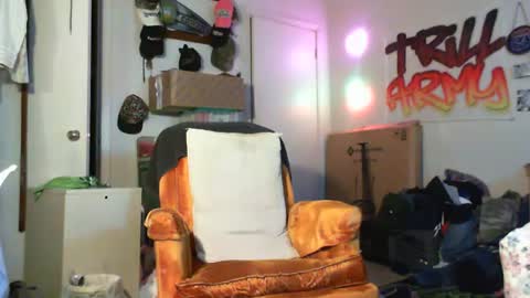 Snapshot of trillnonymau5 chatting on January 31, 2025, 8:43 am trillnonymau5 online show from January 31, 2025, 8:43 am