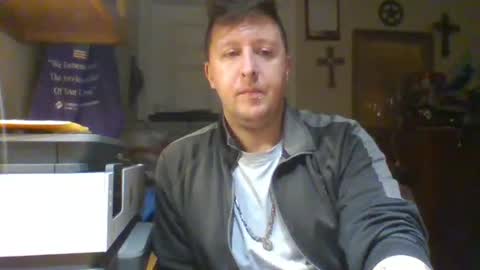 Snapshot of trillnonymau5 chatting on February 23, 2025, 2:29 am trillnonymau5 online show from February 23, 2025, 2:29 am