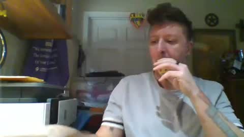 Snapshot of trillnonymau5 chatting on February 23, 2025, 10:31 pm trillnonymau5 online show from February 23, 2025, 10:31 pm