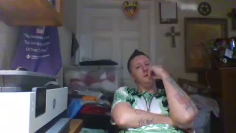 Snapshot of trillnonymau5 chatting on February 26, 2025, 2:37 am trillnonymau5 online show from February 26, 2025, 2:37 am