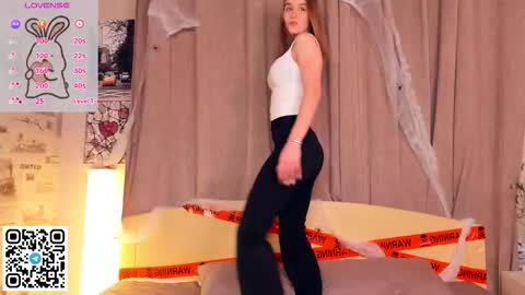 Bubbles online show from November 18, 2025, 7:07 pm