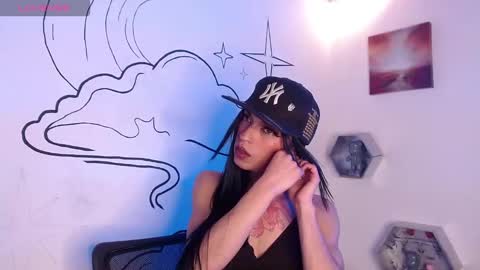 trinity_knox online show from November 8, 2025, 3:01 pm