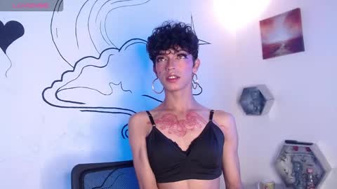 trinity_knox online show from November 10, 2025, 3:55 pm