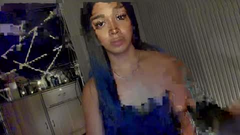 Snapshot of trinityfucksyou chatting on March 9, 2025, 4:16 am Ms Ella online show from March 9, 2025, 4:16 am