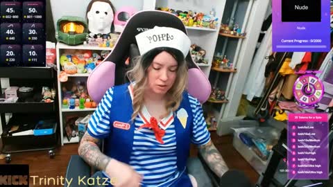 Snapshot of trinitykatze chatting on October 2, 2025, 7:54 pm Trin Kat pet online show from October 2, 2025, 7:54 pm