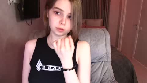 Snapshot of tripleprinces chatting on March 2, 2025, 3:48 pm tripleprinces online show from March 2, 2025, 3:48 pm