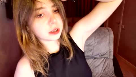 Snapshot of tripleprinces chatting on September 14, 2025, 5:23 pm tripleprinces online show from September 14, 2025, 5:23 pm