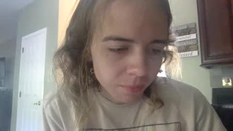 Snapshot of trippybb222 chatting on October 1, 2025, 6:03 pm trippybb222 online show from October 1, 2025, 6:03 pm