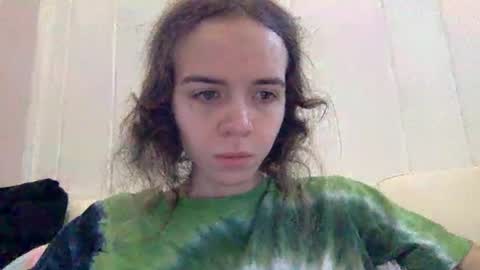 trippybb222 online show from December 3, 2025, 2:04 pm