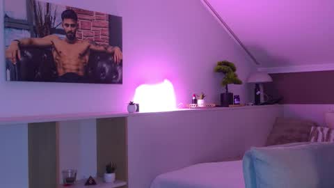 Snapshot of tristangreyaura chatting on March 1, 2026, 6:37 am Trystan Grey online show from March 1, 2026, 6:37 am