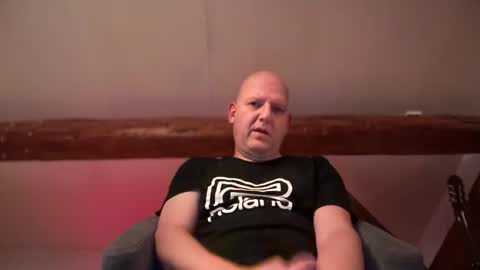 Triton online show from October 5, 2025, 2:59 pm