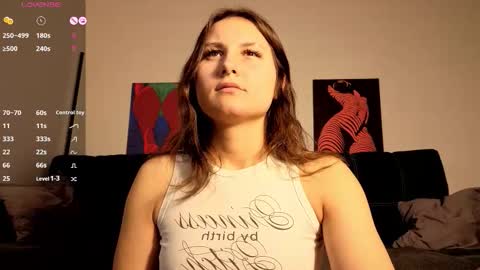 trixibell online show from February 3, 2026, 4:43 am