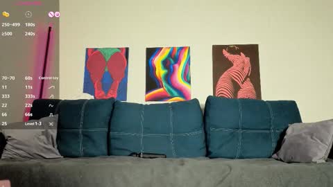 trixibell online show from March 17, 2026, 4:50 am