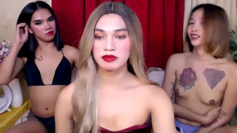 trixie_lovesexxxx online show from March 9, 2025, 9:03 pm